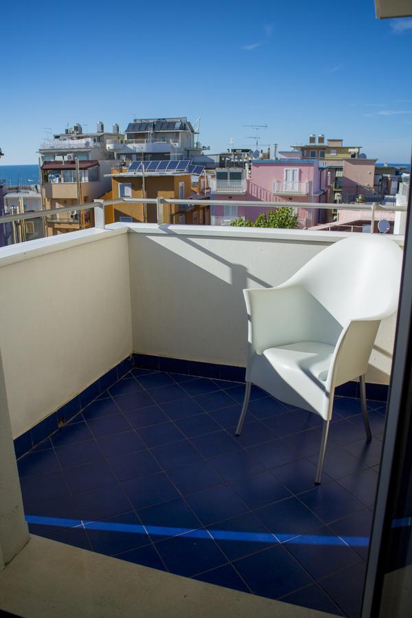 Residence Adriatico Gabicce Mare Exteriör bild