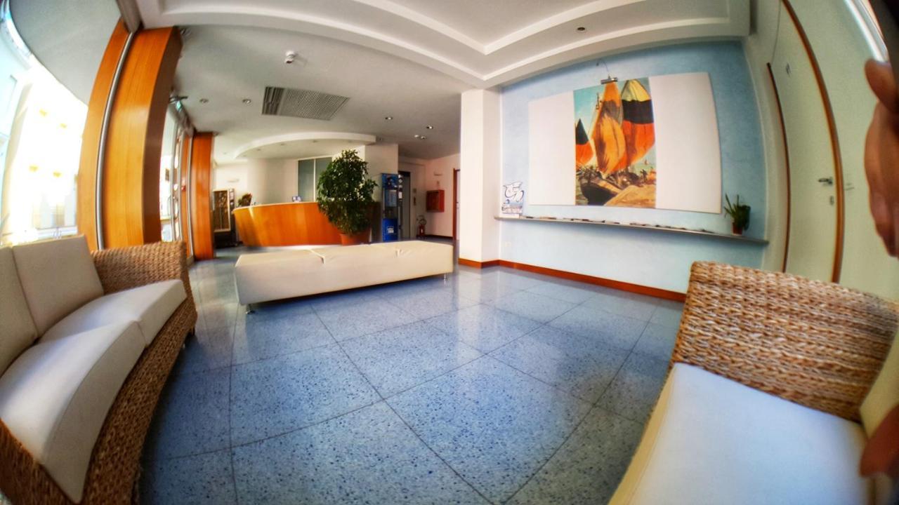 Residence Adriatico Gabicce Mare Exteriör bild
